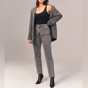 Abercrombie & Fitch The Ankle Straight Ultra High Rise Curve Love Jean Size 27